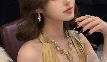 从细节看黑暗，17c吃瓜苹果版里隐秘的信息竟然如此精彩！