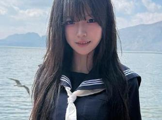 这“51吃瓜”app里今天的瓜真大香，真想一口吃下去！