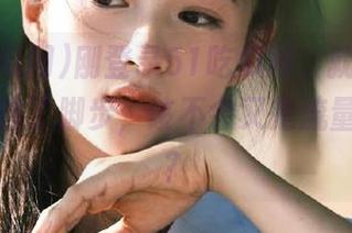 刚登录51吃瓜网，就被最新绯闻绊住了脚步，该不会又是流量小生吧？