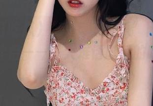 “51每日吃瓜”网页的最佳灵魂伴侣——一大堆话剧后的吃瓜群众！