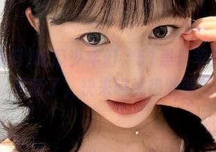 吃瓜少年们，51黑料苹果版又双叒叒更新了，快来瞧瞧热腾腾的瓜！