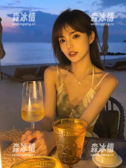 52cg 哈!这位网友的神评论,我得快点收藏在“52cg”里!