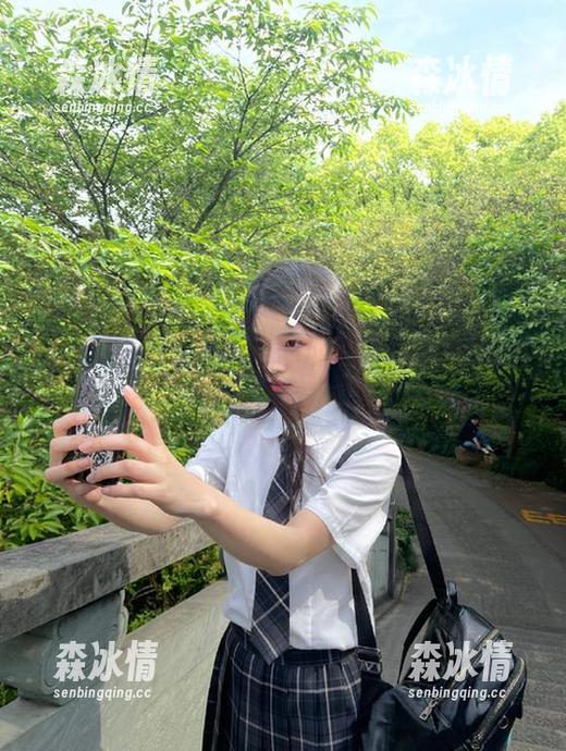 不想错过hlw地址的精彩内容？快来尝试！
