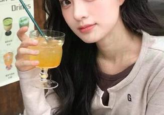 www.51cg.fun的视频让我想起那些年我们追的疯狂瓜，谁人能懂？