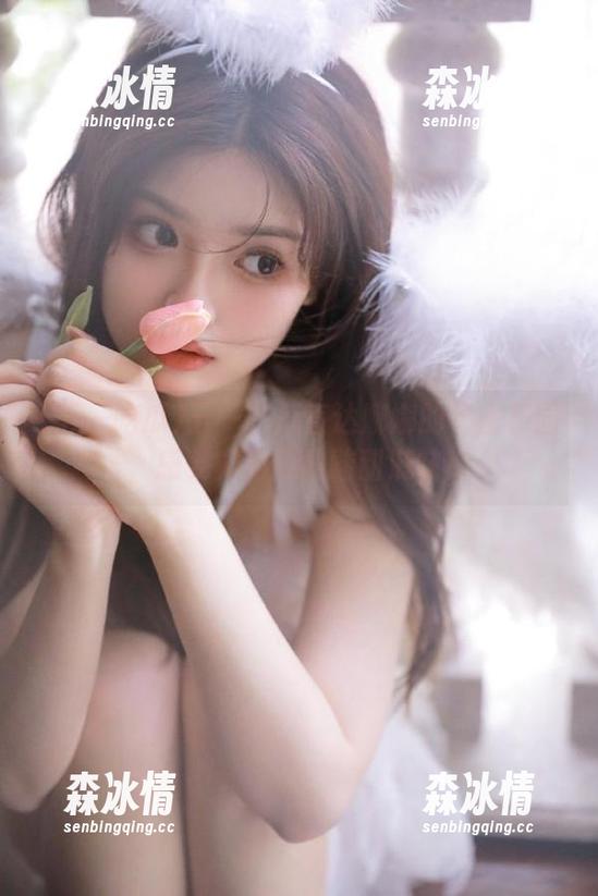 五一吃瓜直达娜娜的秘密花园，感受爽到爆的酸甜滋味！