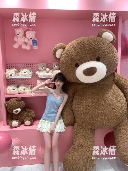 人人吃瓜网 登录人人吃瓜网,看看那些“瓜”到底有多甜,又有多苦。