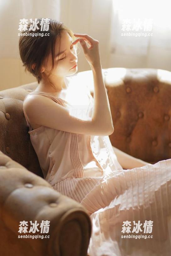 吃瓜不打烊 吃瓜不打烊:视频首页,这里热点就像过山车,好想一直坐着不下来!