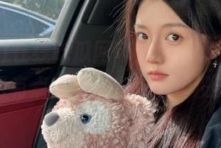 在线吃瓜网苹果版，嗨！听说瓜田有点意思，你来瞧瞧没？