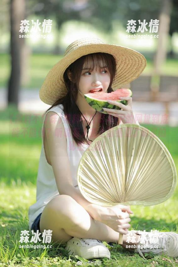 黑料不打烊APP的网址到底能不能信？听说有人在上面看见了明星的秘密生活！