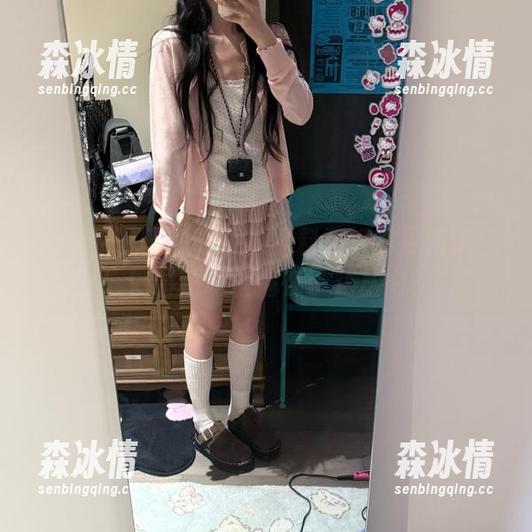 黑料不打烊 叮咚!黑料不打烊更新了!!!最新地址插在了花丛中?
