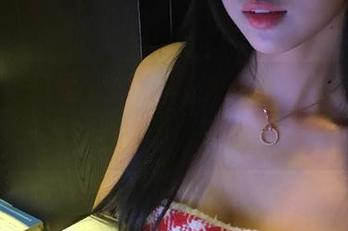 “黑料吃瓜网”真的太魔性了，在线观看一阵子，比如我的小秘密？