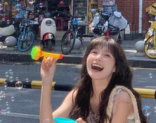 黑料吃瓜网：视频带你深入瓜田，快来在线围观！