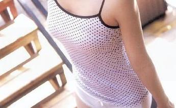黑料网官网：你知道吗？我就是喜欢这种刺激，谁让瓜皮那么香！