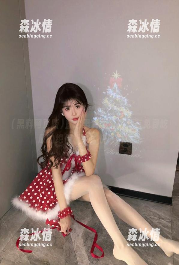 直达黑料网页版，有免费吃瓜的绝佳机会！快来围观！